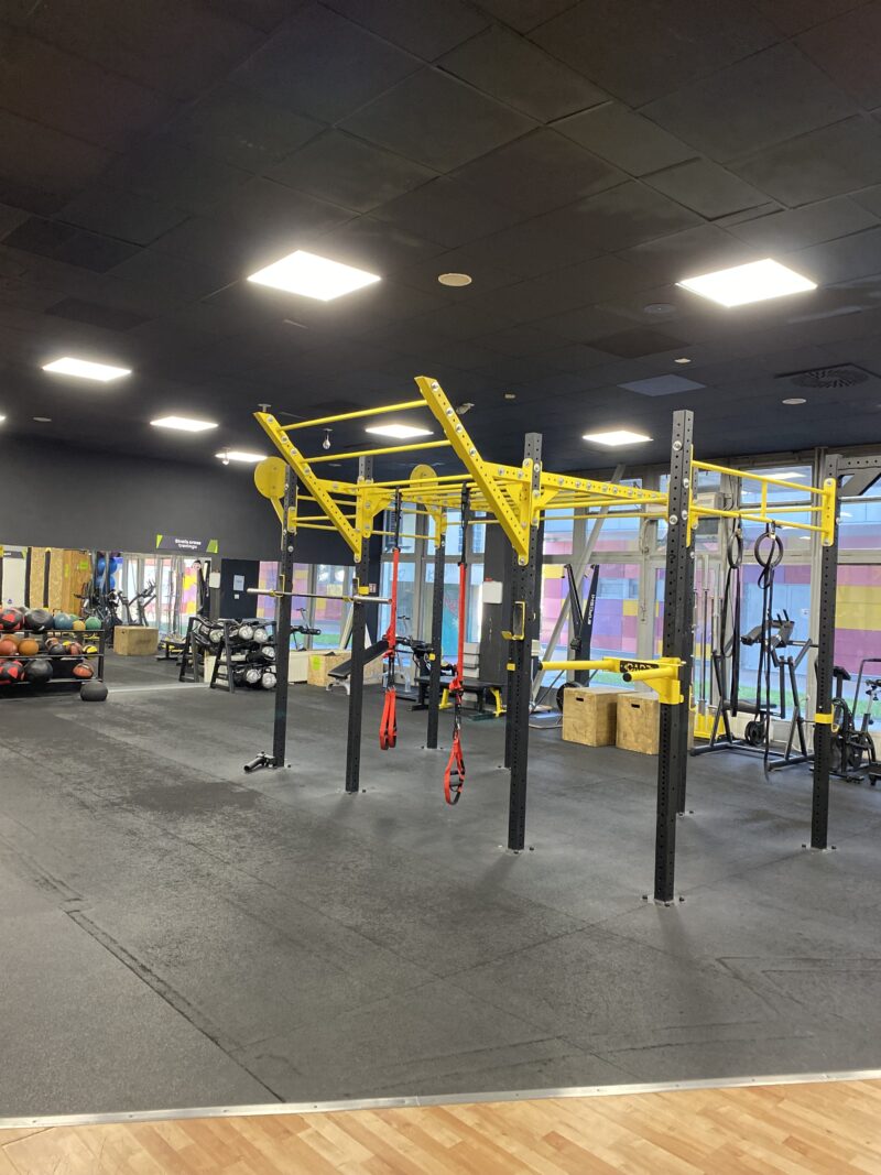 Brama treningowa do podciągania i ćwiczeń funkcjonalnych – Well Fitness Łódź