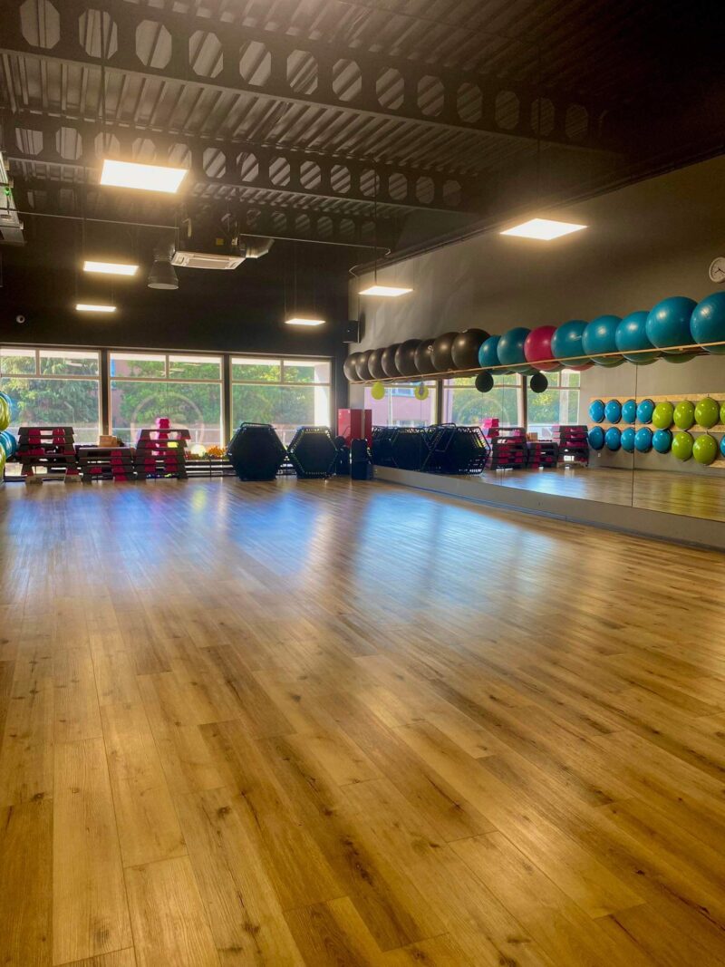 Sala fitness Well Fitness Łódź Chojny – zajęcia grupowe i treningi